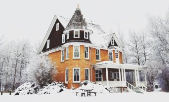 Little Academy